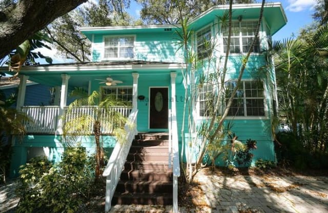 317 West Hanlon Street - 317 West Hanlon Street, Tampa, FL 33604