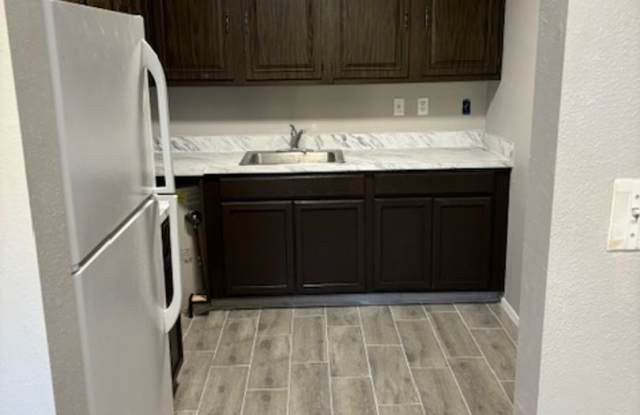 For Rent / En Alquiler: Spacious Condo Burnt Tavern Manor photos photos