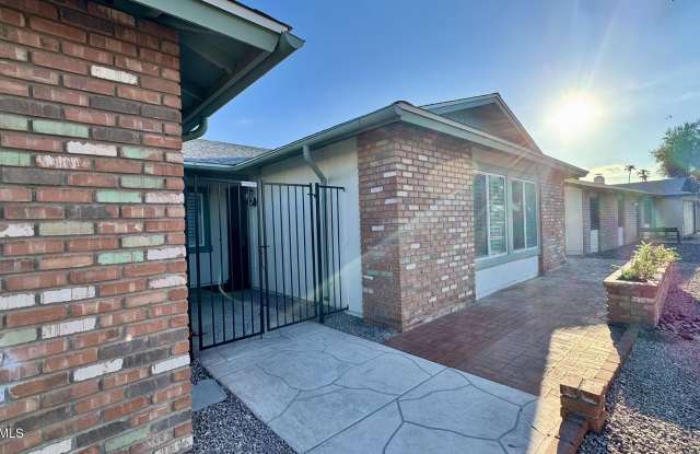 4222 E WINNETKA Drive Gallery 4