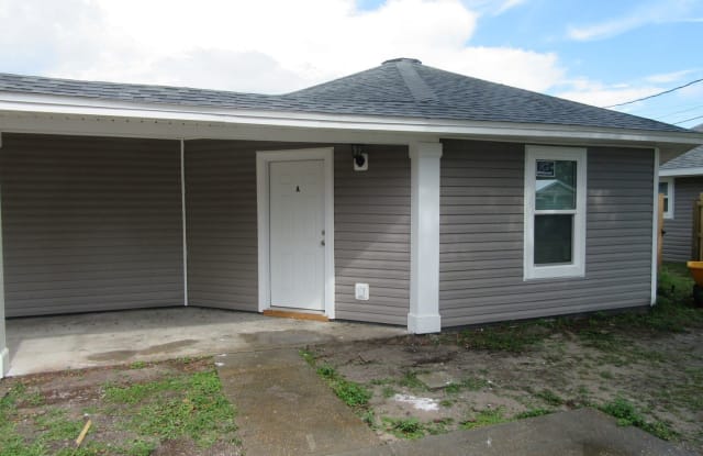 1302 A Grace Ave - 1302 Grace Ave, Panama City, FL 32401