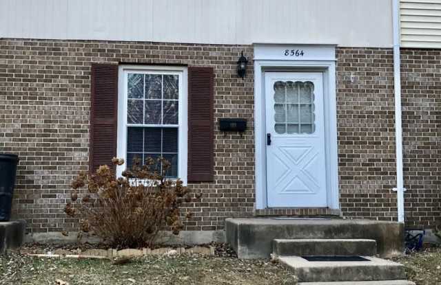 Charming 3BD/1BA Townhome in Belmont/Nottingham, MD! Gallery 1
