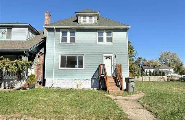 19 E Josephine St photos photos