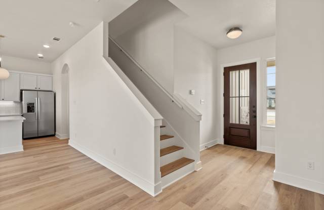 6720 Abode Avenue Gallery 3