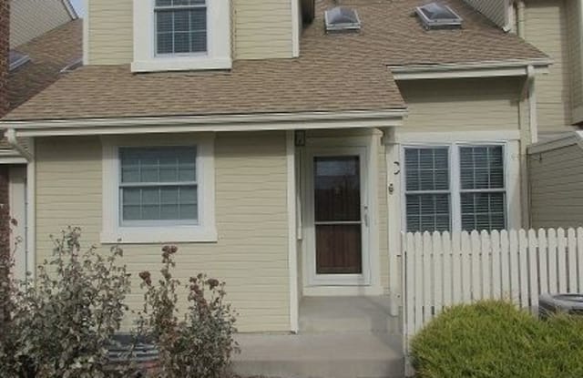 2812 W. Long Drive #C - 2812 West Long Drive, Littleton, CO 80120