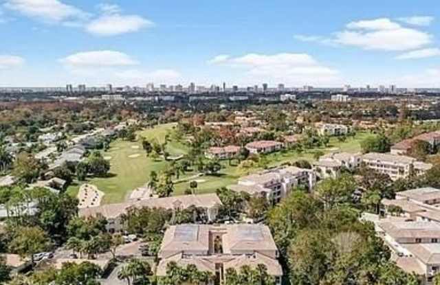 1096 WOODSHIRE Ln Gallery 2