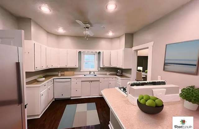 5 bed 2 bath Single Family Home Gallery 3
