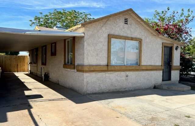 5547 West Gardenia Avenue - 5547 West Gardenia Avenue, Glendale, AZ 85301