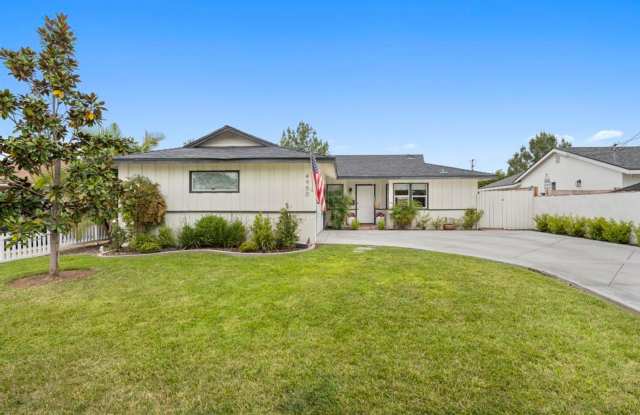 Charming 3 Bedroom, 2 Bath Craftsman Home in Clairemont photos photos