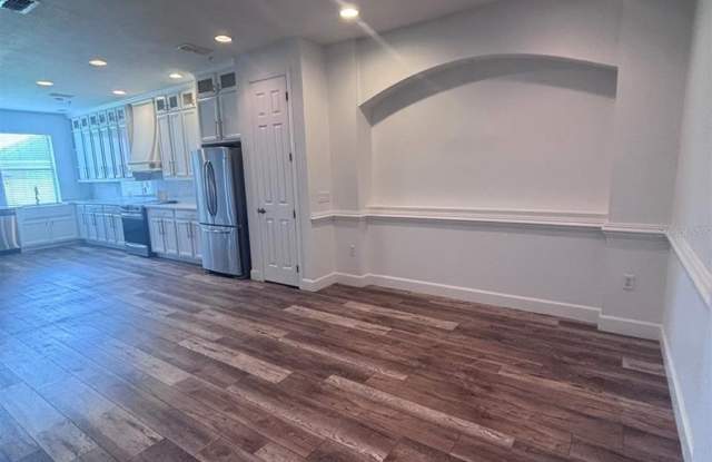 2430 PAINTER Lane Gallery 4