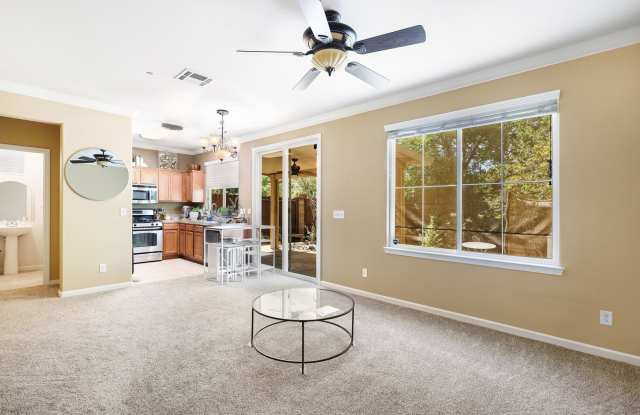 *MOVE IN SPECIAL: $500 OFF FIRST MONTH RENT* 3 BED 2.5 BATH TOWNHOME IN THE VILLAGES OF SHASTA VIEW GARDENS photos photos