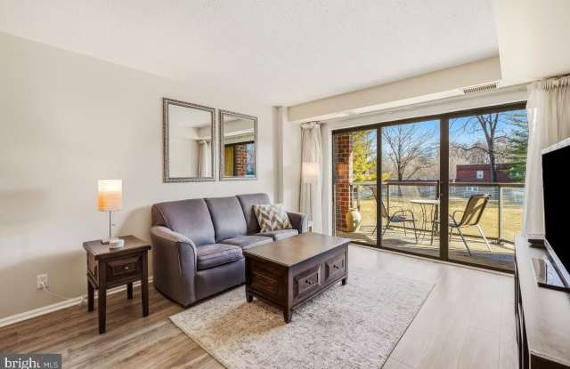 2100 LANGSTON Boulevard unit: 218 photos photos