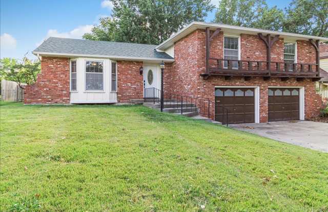 Great House, Great Yard, Great Neighborhood! photos photos