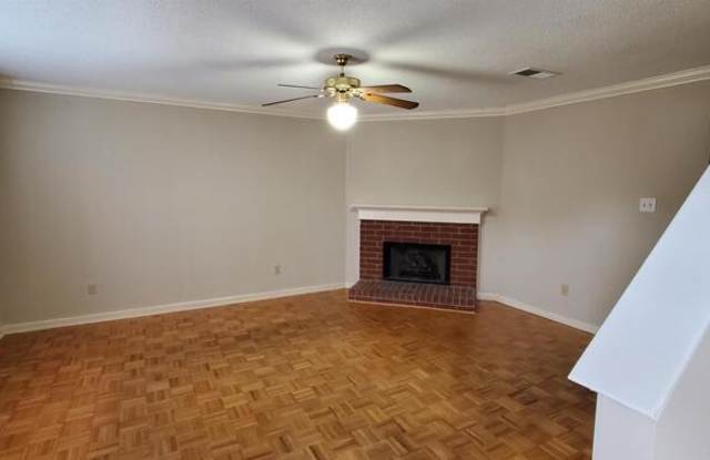 8403 Creek Front Drive Gallery 2
