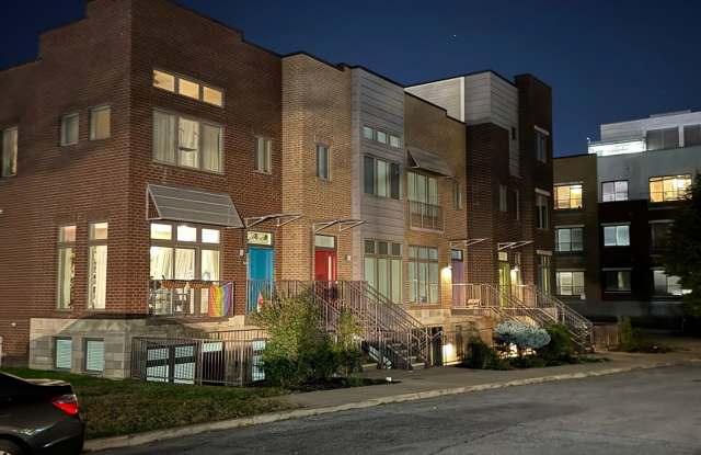 Charming 1BR Condo in Louisville Gallery 3