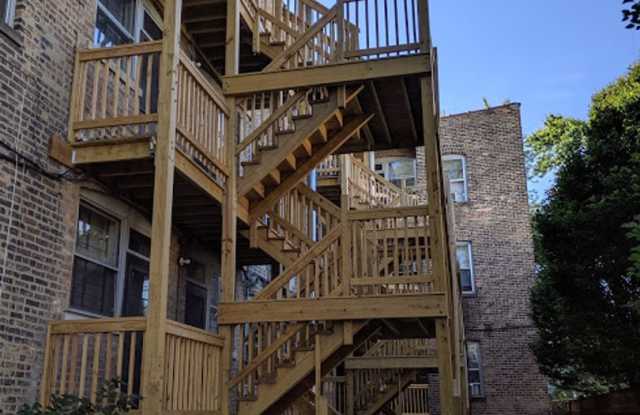 Just Remodeled! Lovely Roscoe Village! (Video Tour) Gallery 3
