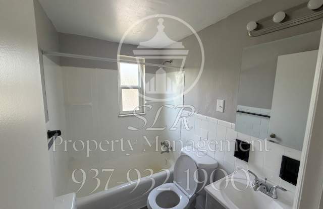 420 Ryburn Avenue - C-7 Gallery 2