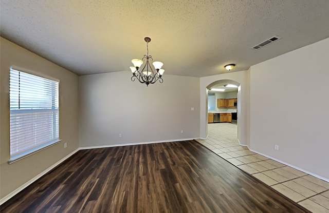 1210 Hampton Drive Gallery 4