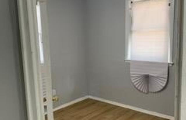 223 KINSLEY Road Gallery 3