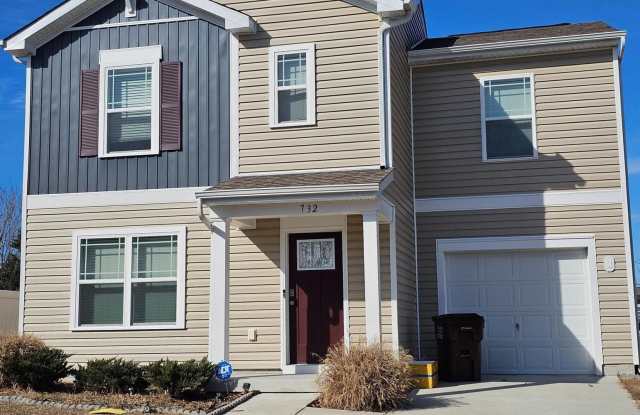 Beautiful Single Family Home in Quiet Neighborhood photos photos