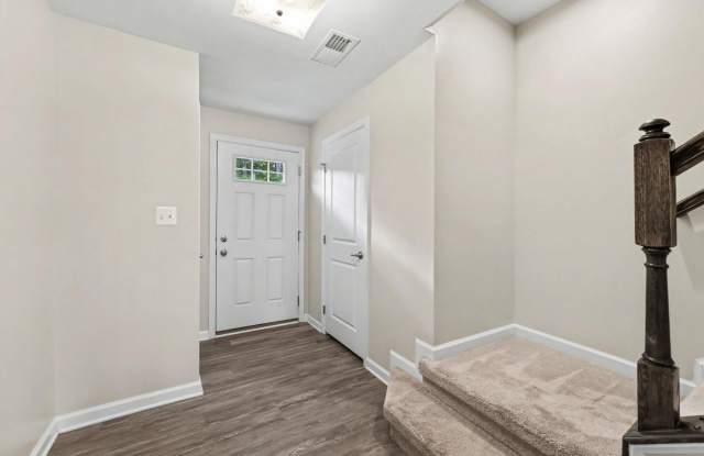 8412 DEVRIES Lane Gallery 2