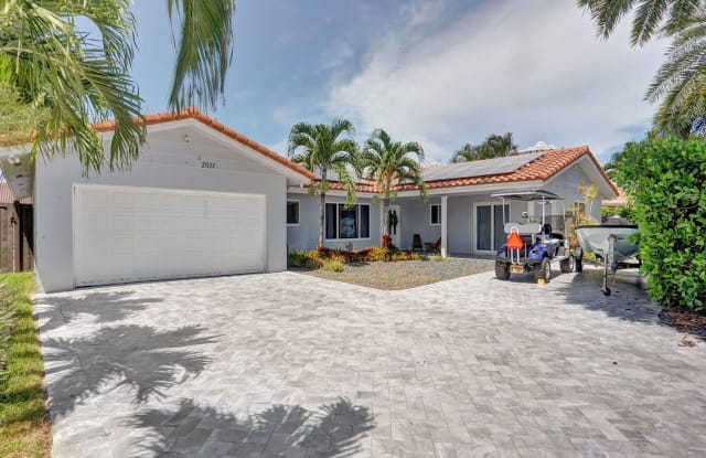 2011 Waters Edge - 2011 Waters Edge, Lauderdale-by-the-Sea, FL 33062