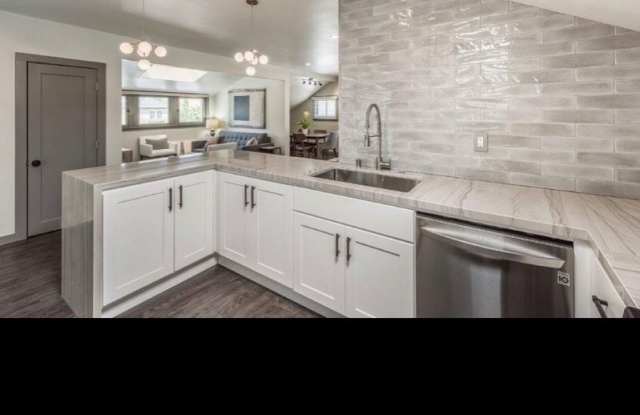 3414 J St - 3414 J St, Sacramento, CA 95816