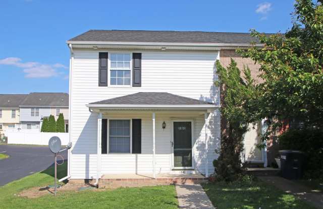 1041 ORIOLE LN photos photos