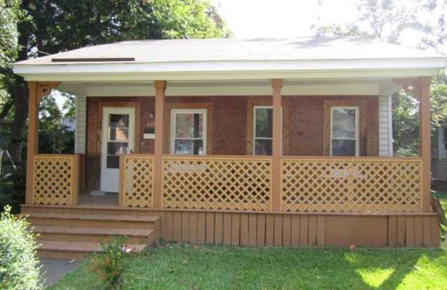 2 Bedroom 1 Bathroom Single Family home - 3212 Verdun Avenue, Norfolk, VA 23509 2 Bedroom 1 Bathroom Single Family home - 3212 Verdun Avenue, Norfolk, VA 23509