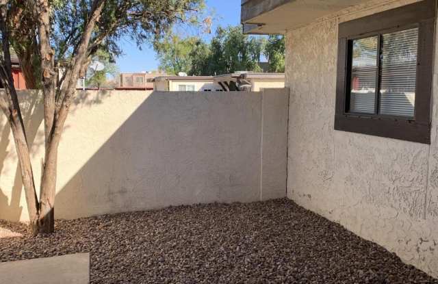 720 S DOBSON Road unit: 43 photos photos