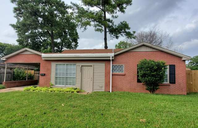 Just off Shed Road - 231 Lincoln Drive, Bossier City, LA 71111