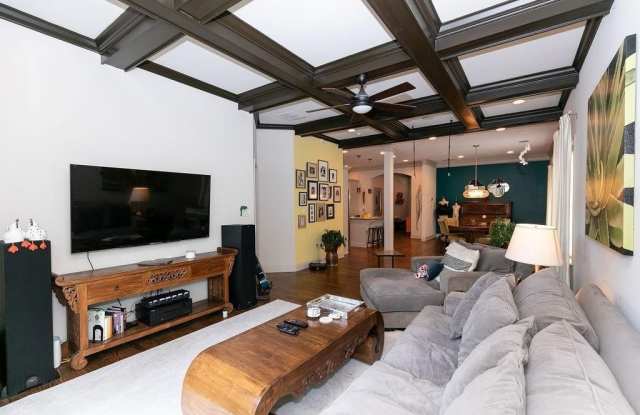 1084 Sanders Avenue SE unit: A photos photos