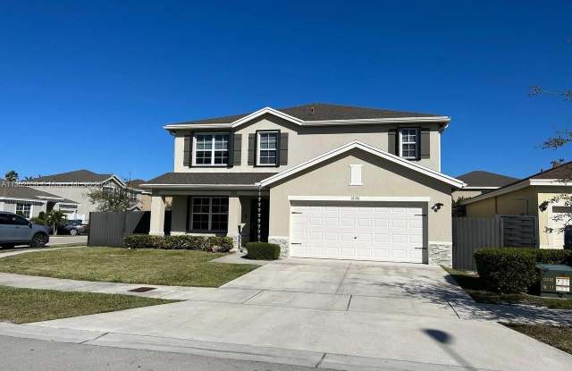12181 SW 249th Ln - 12181 Southwest 249th Lane, Princeton, FL 33032