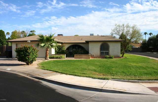 2217 S Las Flores -- photos photos