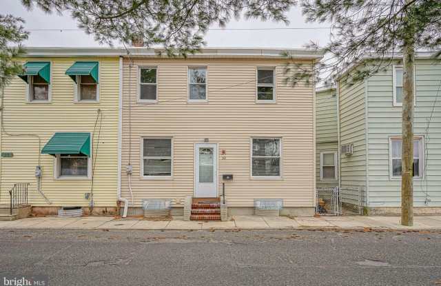 30 S RAILROAD Avenue S photos photos 30 S RAILROAD Avenue S photos photos