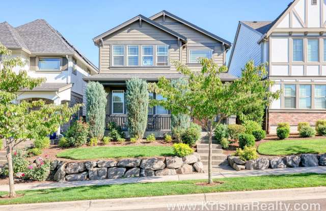 Gorgeous 4 BD* 2.5 BA* Single Family Home In Sherwood Features Spectacular layout* - 13746 Southwest Sabrina Avenue, Tigard, OR 97140