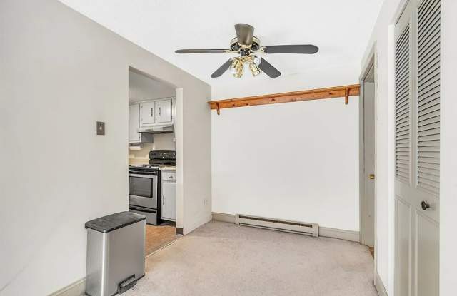 129 Quaker Hwy Apt 116 photos photos