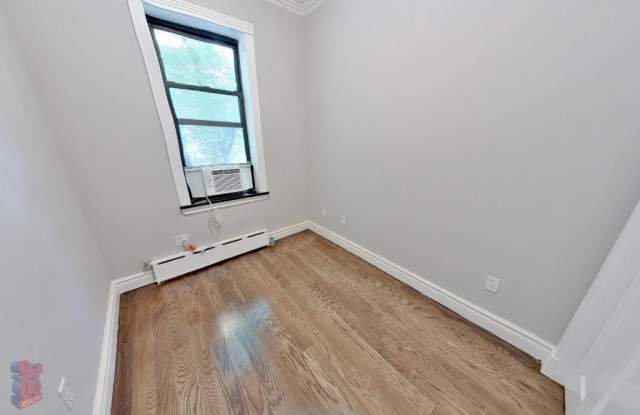 230 East 32nd Street Gallery 3