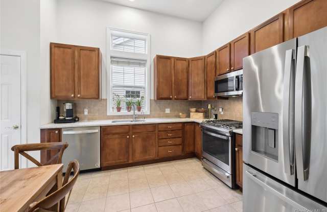228 Sonata Court Gallery 4