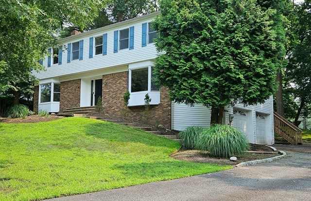 68  Wilson Place - 68 Wilson Place, Closter, NJ 07624