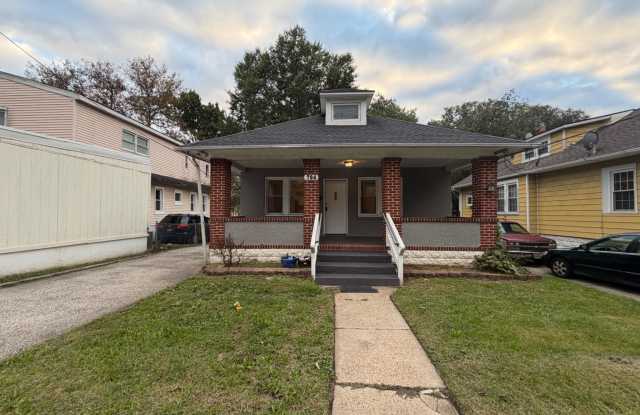704 N LENOLA Road Gallery 1