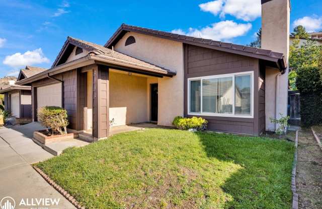 Gated Cimarron 3 Bed/ 2 Bath Home with Garage  Community Amenities - 2062 Audubon Glen, Escondido, CA 92027