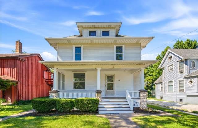 311 North Avenue photos photos
