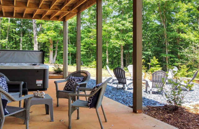 196 Grayson Point Gallery 4