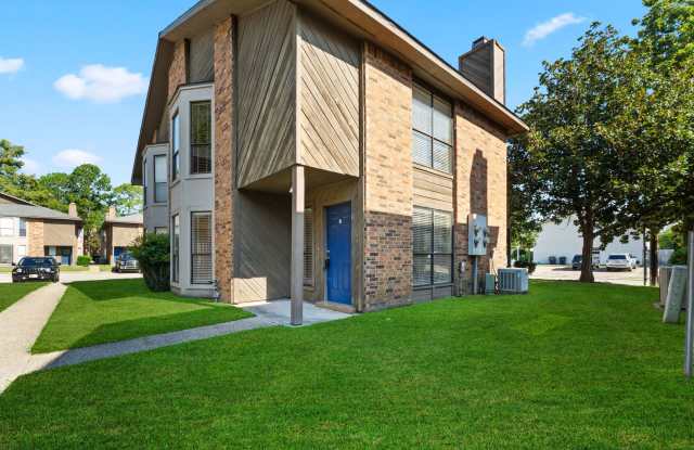 Lovely 2 Bedroom 2.5 Bath Condo photos photos