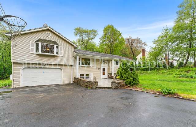 32 Chatfield Drive photos photos