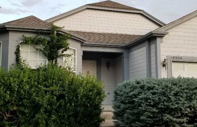 18958 E Ithaca Dr - 18958 East Ithaca Drive, Aurora, CO 80013