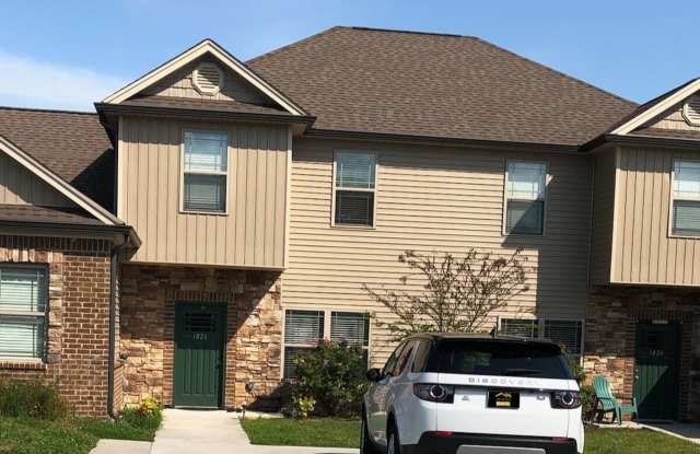 BEAUTIFUL TOWNHOME photos photos