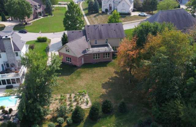 10572 Aeronca Lane Gallery 4