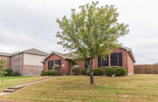 2906 Lake Vista Drive Gallery 3