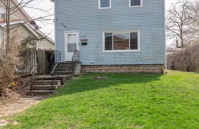 1121 W 4th St - 1121 West Fourth Street, Lorain, OH 44052